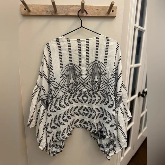 Anthropologie Akemi + Kin Annabella Ruffled Kimono - Picture 7 of 8